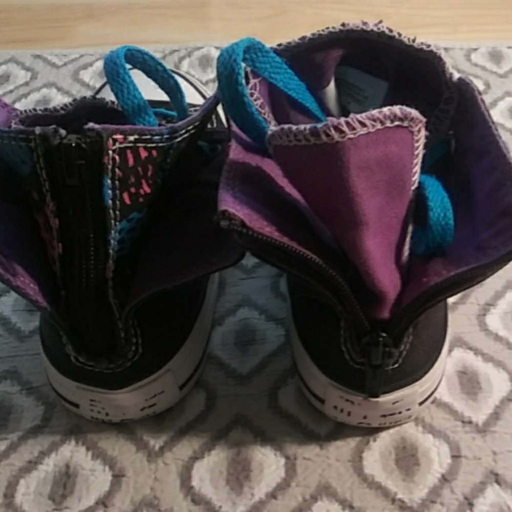 Converse - Picture 4 of 6